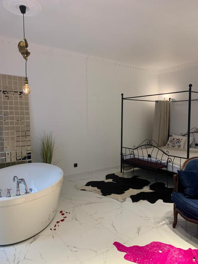 Tiltu 5 Jacuzzi Apartment Klaipėda Eksteriør billede