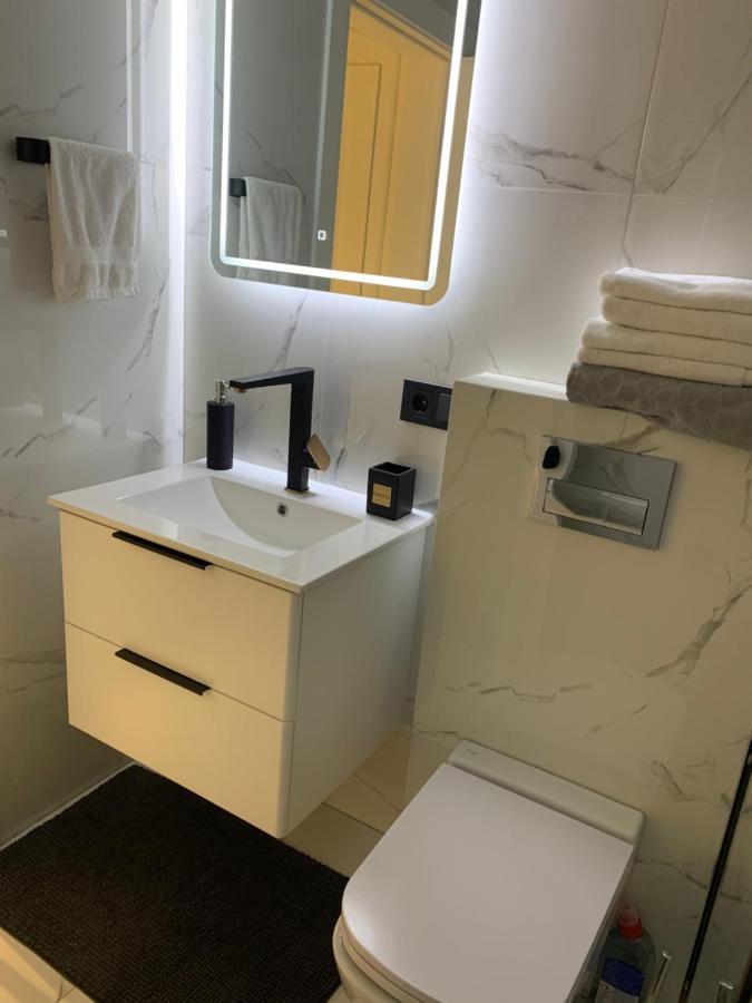 Tiltu 5 Jacuzzi Apartment Klaipėda Eksteriør billede